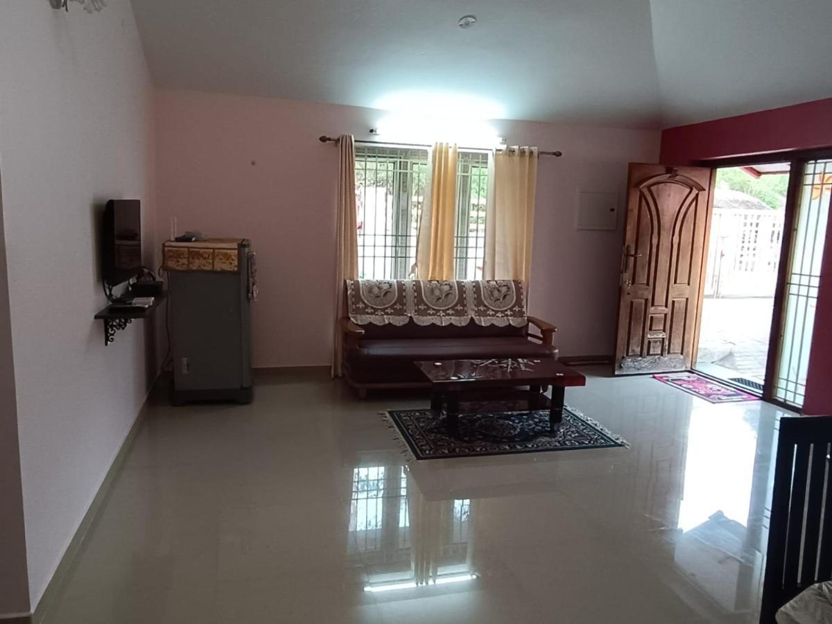 Snow White Home,Bedford Road, Yercaud Esterno foto